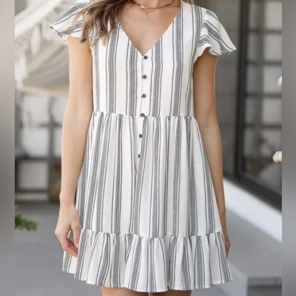 L Lulus Feel About Us White Striped Flutter Sleeve Babydoll Dress Spring Summer